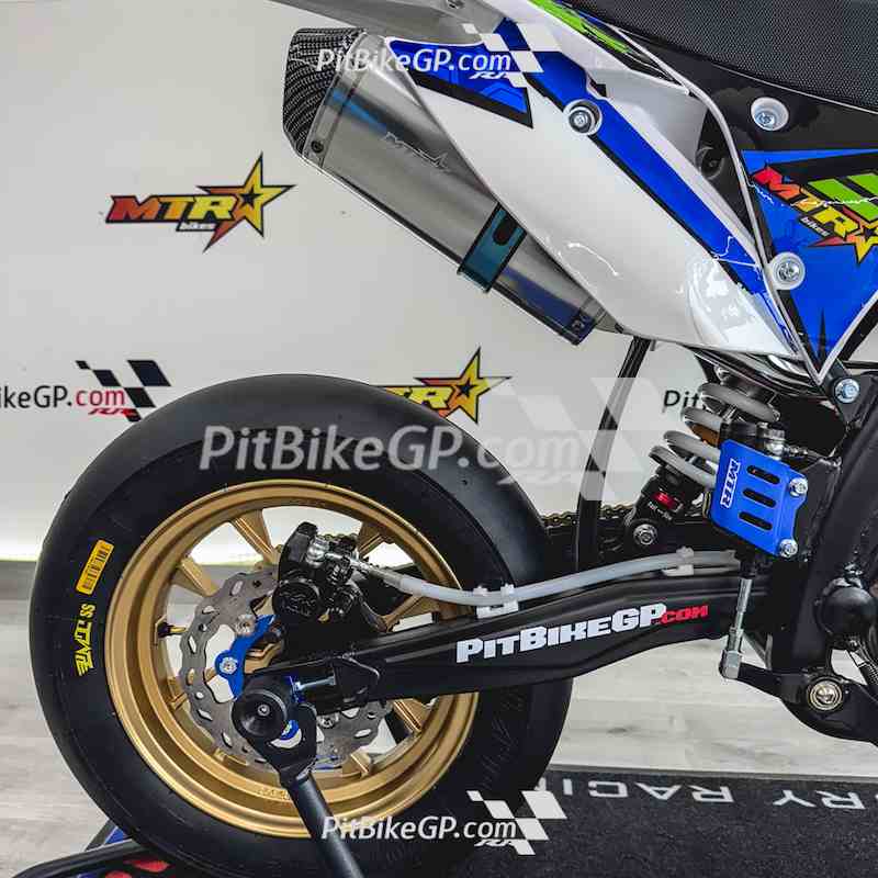 freno trasero y escape Malcor Super Racer 190